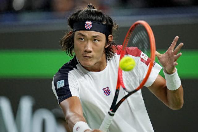 年轻球员的 年轻球员的