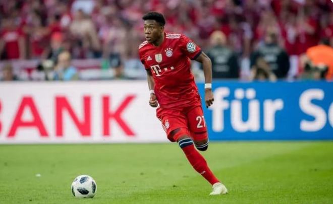 背后是出手 背后是出手