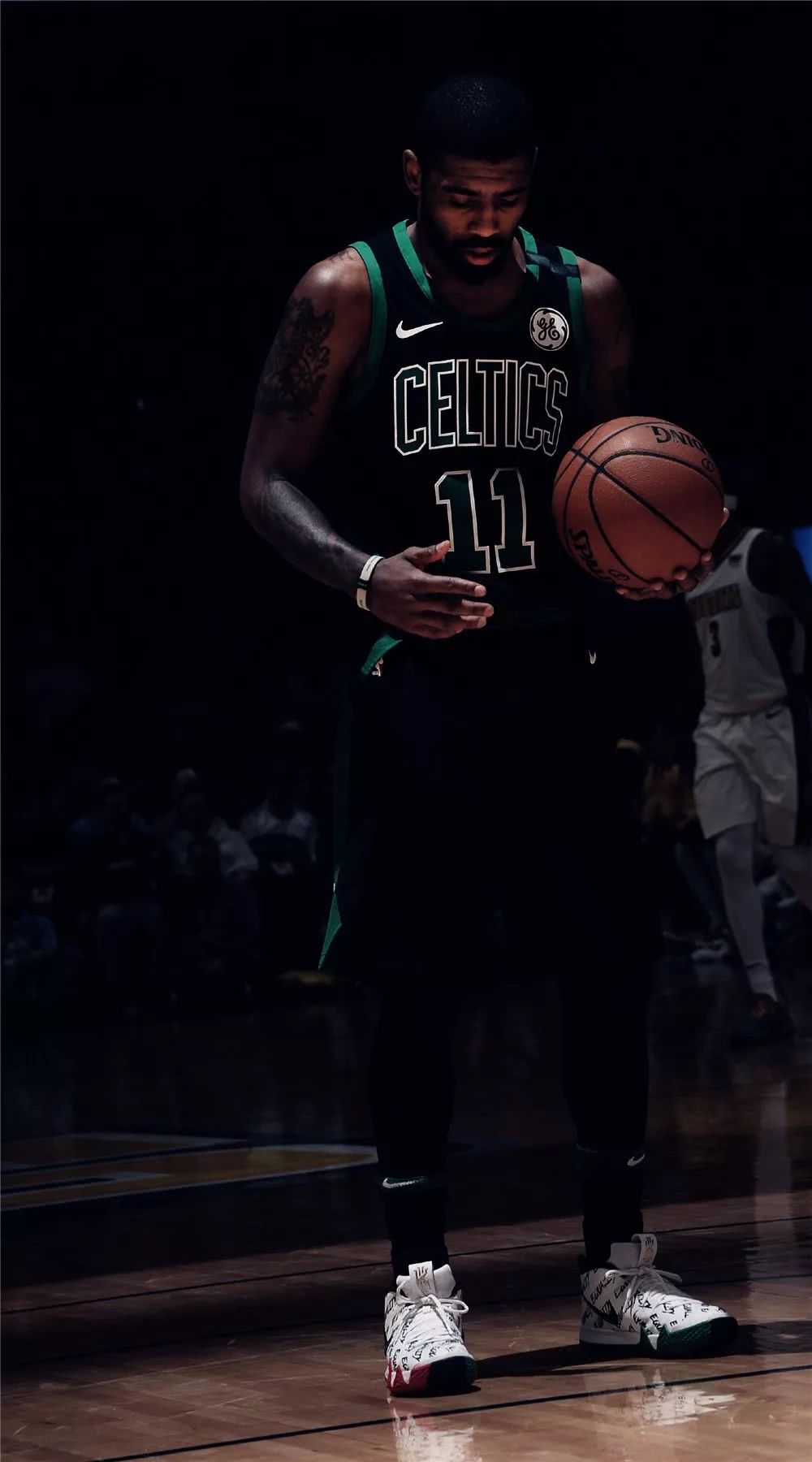 更耐人寻味 更耐人寻味