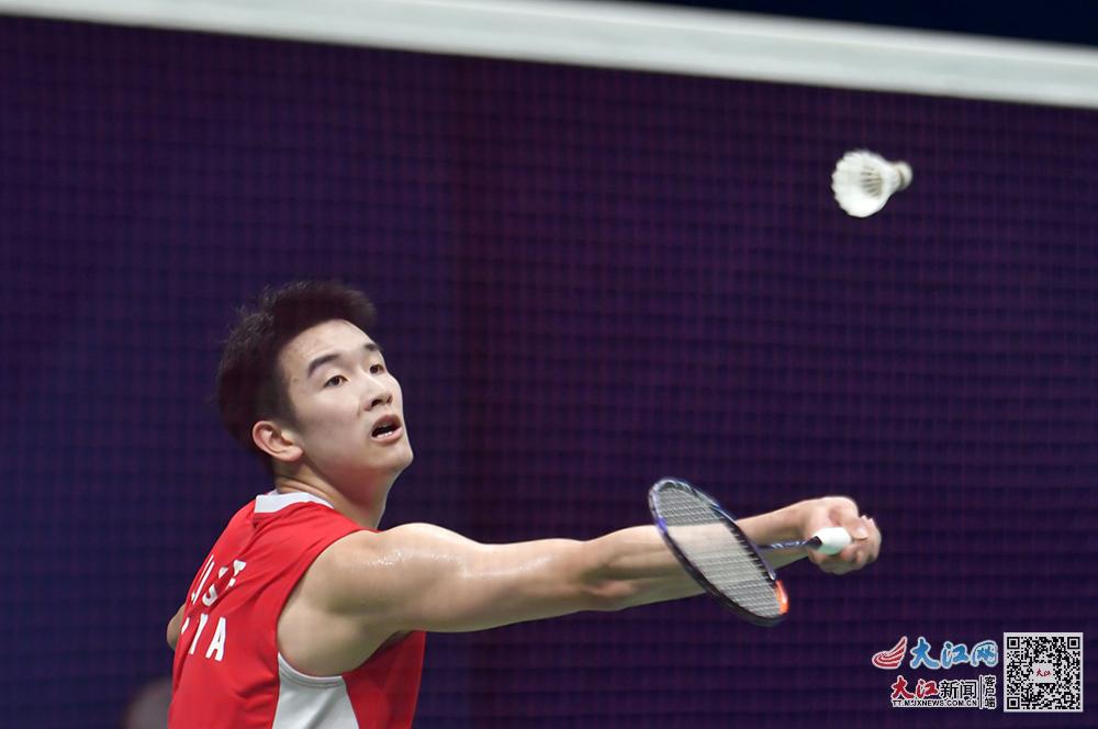 化学反应触 化学反应触